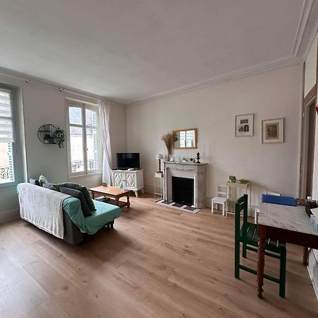 Le Compostelle Apartman Issoudun Kültér fotó