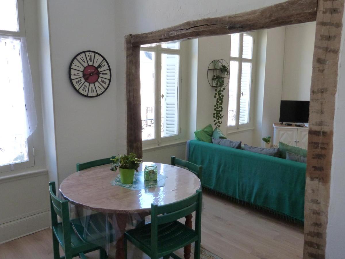 Le Compostelle Apartman Issoudun Kültér fotó